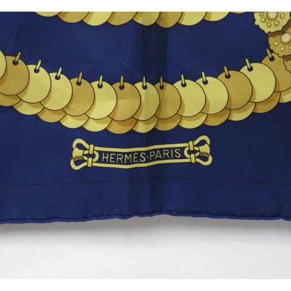 Authentic HERMES Silk Scarf Carre 90 Eperon d'or - Picture 7 of 9